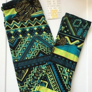 *BRAND NEW* Women’s Leggings